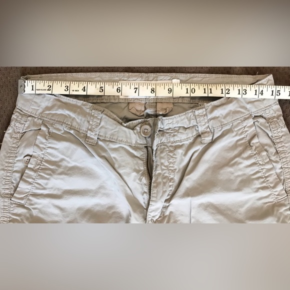 H&M L.O.G.G. Carpenter Cargo Khaki Pants with Adjustable Waist & Ankles - 6 - Picture 4 of 10